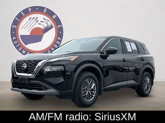 Used 2023 Nissan Rogue S video 2