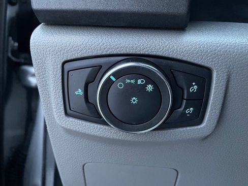 Used 2020 Ford F250 XL w/ Power Equipment Group image 27