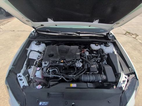 Used 2025 Toyota Camry LE FWD image 34