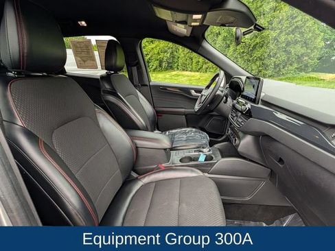 Used 2024 Ford Escape ST-Line FWD image 12