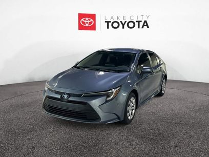 New 2025 Toyota Corolla LE
