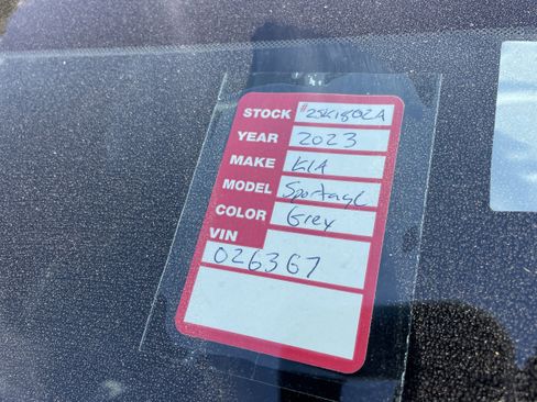 Certified 2023 Kia Sportage EX image 12