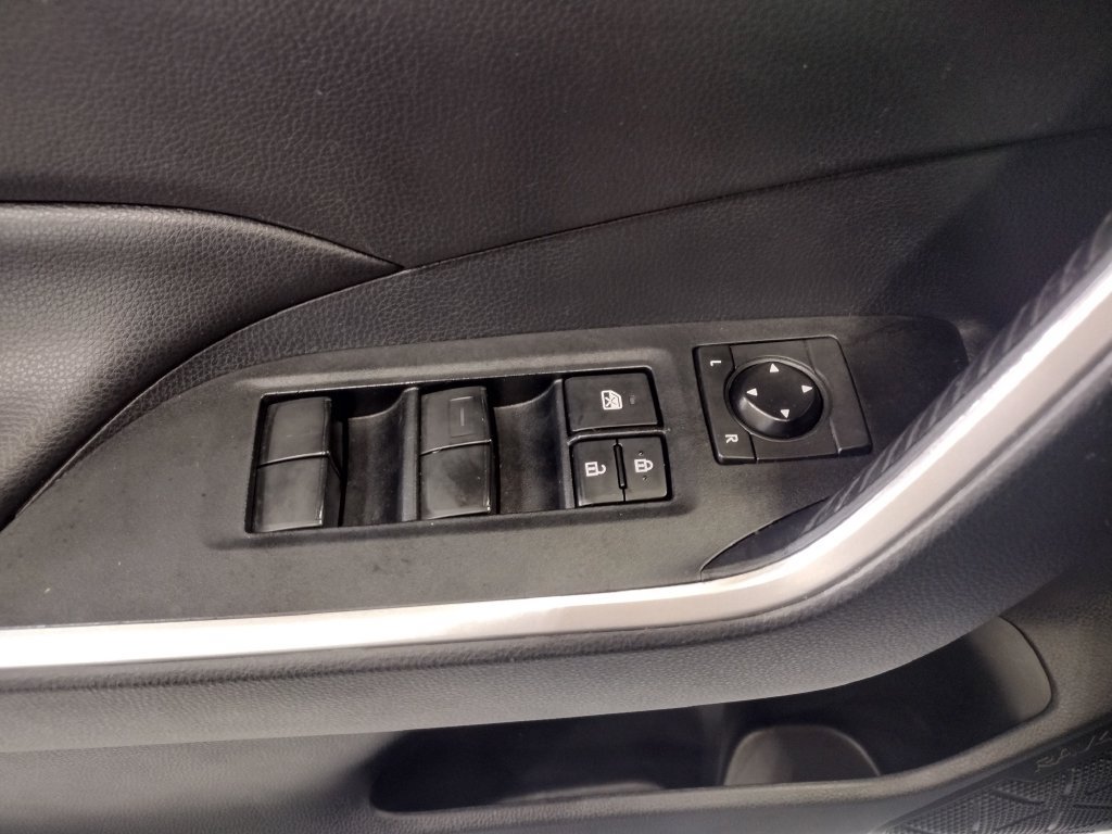 Used 2019 Toyota RAV4 XLE w/ Convenience Package AWD/4WD image 21