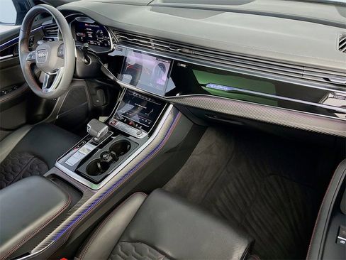 Used 2023 Audi RS Q8 4.0T image 30