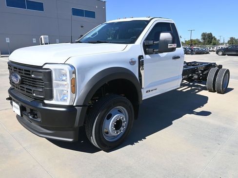 New 2026 Ford F550 2WD Regular Cab Super Duty image 25