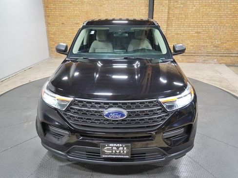 Used 2022 Ford Explorer 4WD w/ Class IV Trailer Tow Package image 5