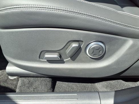 New 2026 Genesis Electrified GV70 image 9