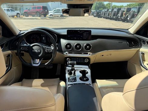 Used 2022 Kia Stinger GT1 RWD image 45