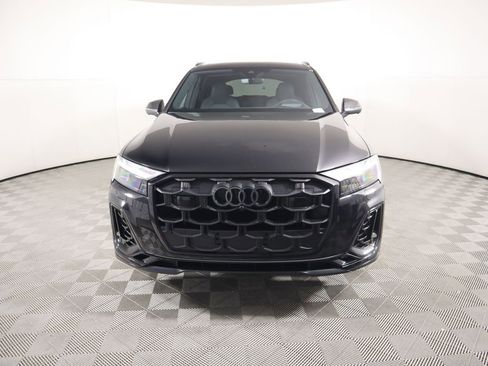 New 2025 Audi SQ7 Prestige image 2