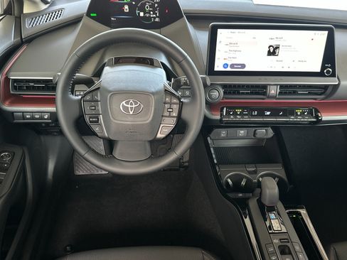 New 2026 Toyota Prius Plug-In Hybrid FWD image 14