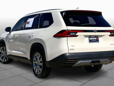 Used 2024 Toyota Grand Highlander Limited image 12