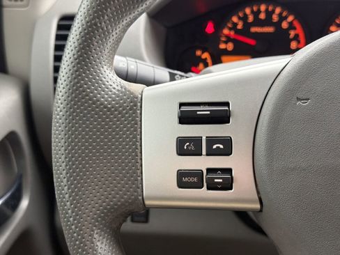 Used 2019 Nissan Frontier SV image 19