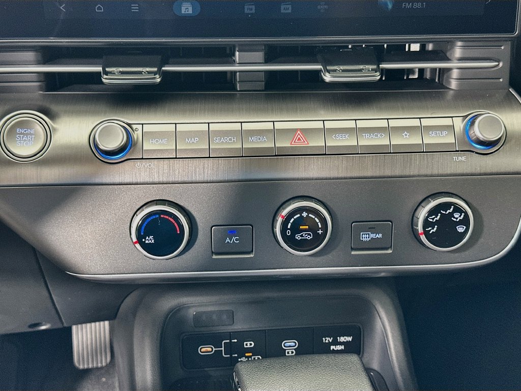 New 2027 Hyundai Kona SE FWD image 13
