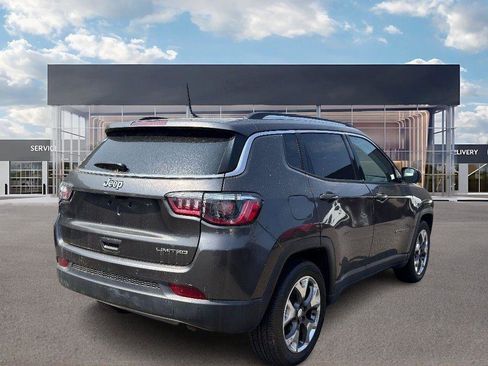 Used 2021 Jeep Compass Limited image 4
