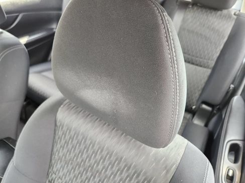 Used 2017 Nissan Rogue S AWD/4WD image 18