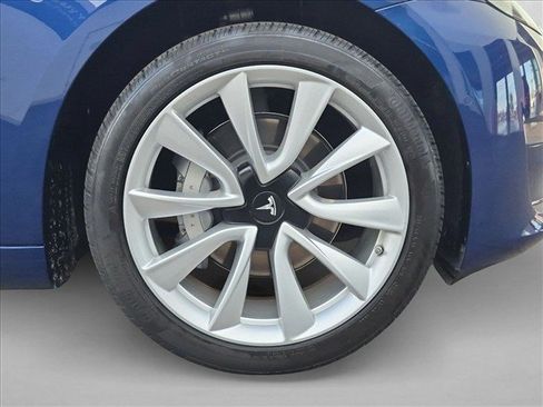 Used 2019 Tesla Model 3 Standard Range Plus RWD image 23