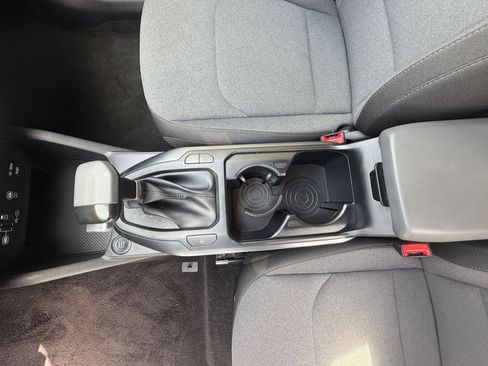 Used 2025 Kia K4 LXS image 44