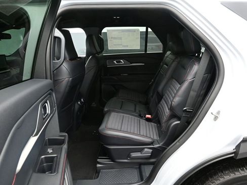 New 2026 Ford Explorer ST-Line image 14