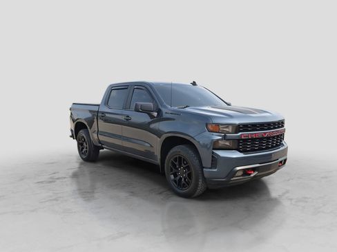 Used 2020 Chevrolet Silverado 1500 Custom w/ Custom Value Package AWD/4WD image 2