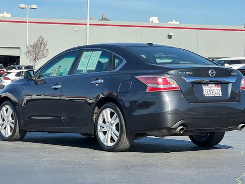 Used 2015 Nissan Altima 3.5 SL image 7