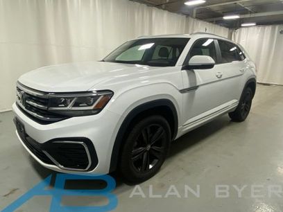 Used 2021 Volkswagen Atlas Cross Sport SE w/ Panoramic Sunroof Package