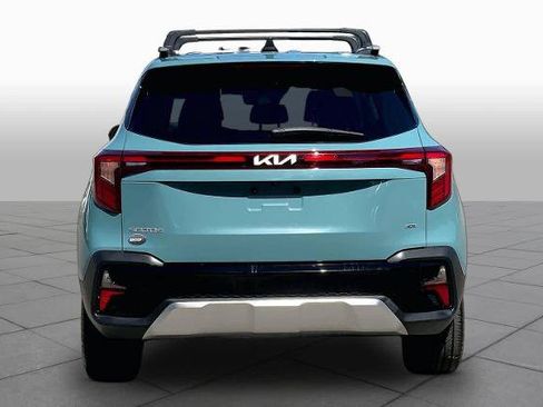 Used 2024 Kia Seltos SX w/ SX Sunroof Package AWD/4WD image 5