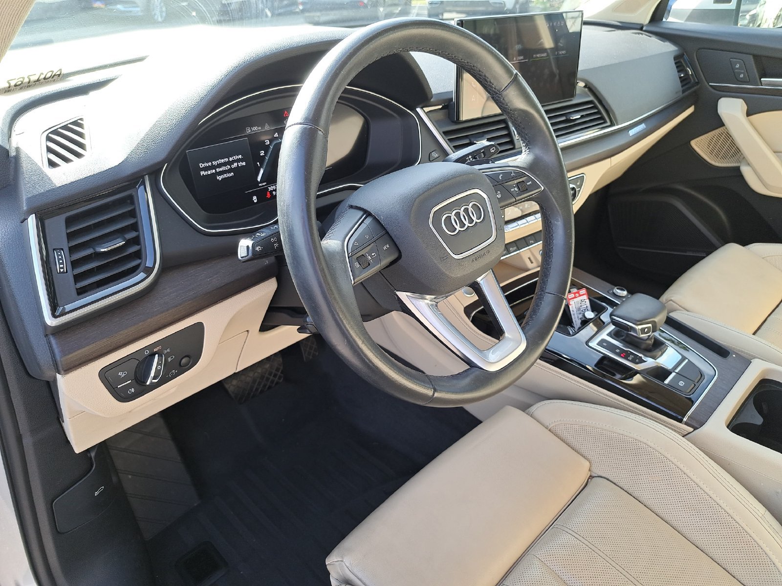 Used 2023 Audi Q5 2.0T Premium Plus w/ Premium Plus Package AWD/4WD image 10