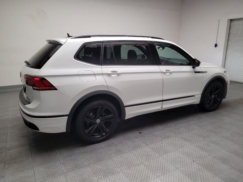 Used 2024 Volkswagen Tiguan SE R-Line FWD image 10