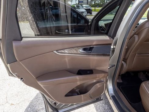 Used 2016 Lincoln MKX Reserve w/ Climate Package AWD/4WD image 7