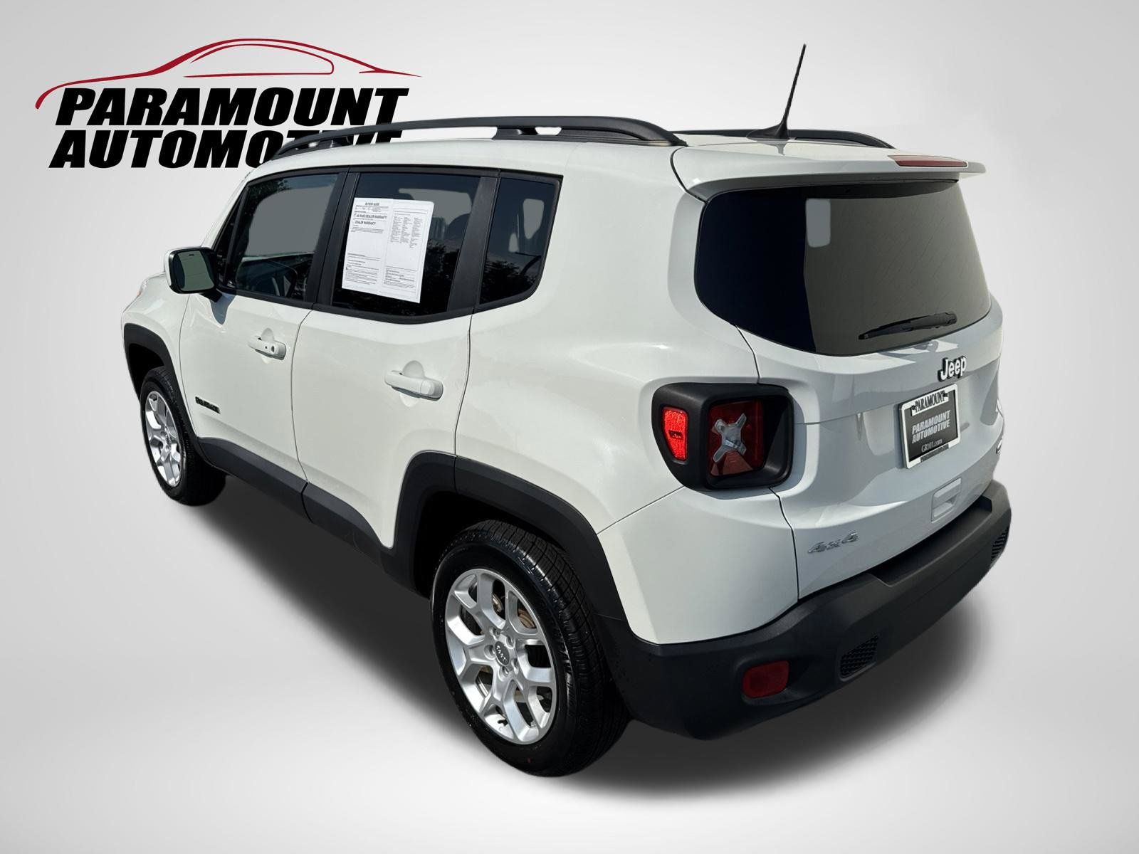 Used 2018 Jeep Renegade Latitude AWD/4WD image 5