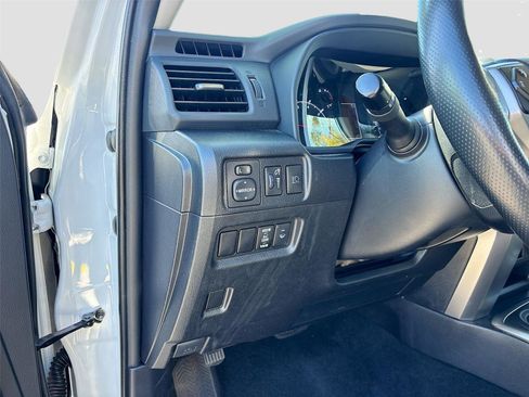 Used 2024 Toyota 4Runner SR5 Premium image 11
