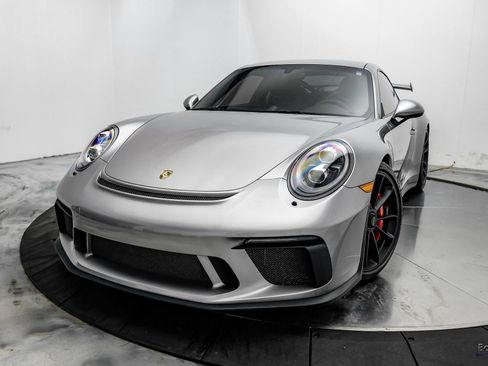 Used 2018 Porsche 911 GT3 w/ Sport Chrono Package image 3
