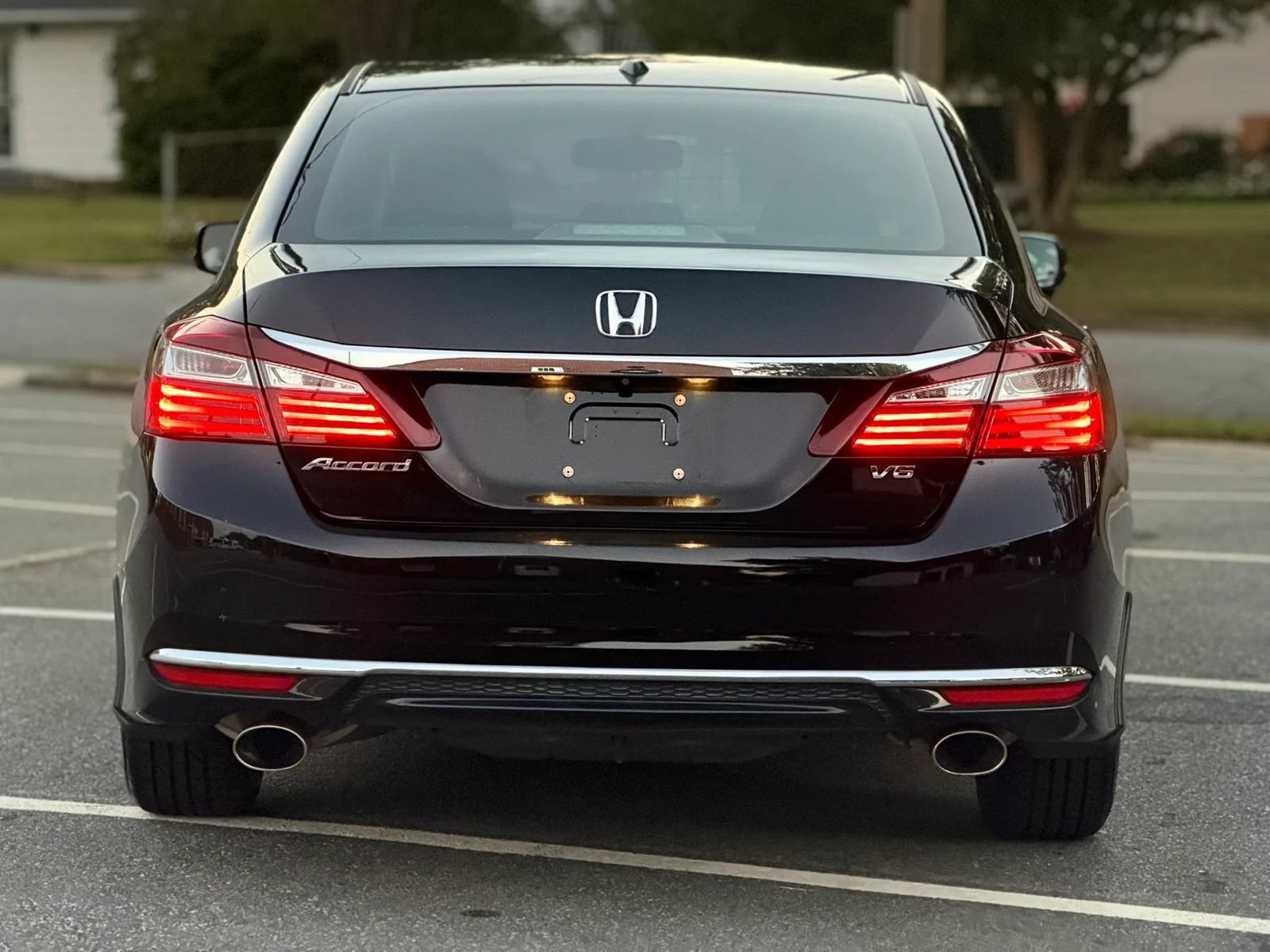 Used 2017 Honda Accord EX-L image 28
