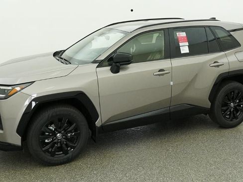 New 2026 Toyota RAV4 SE FWD image 2