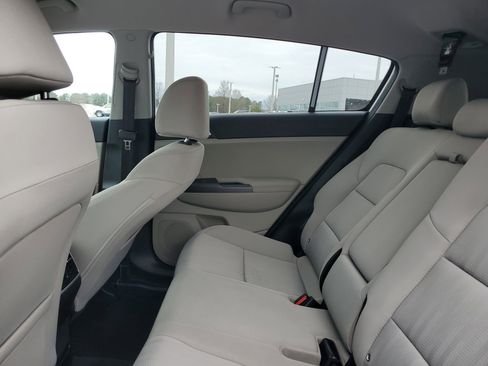 Used 2022 Kia Sportage LX image 10