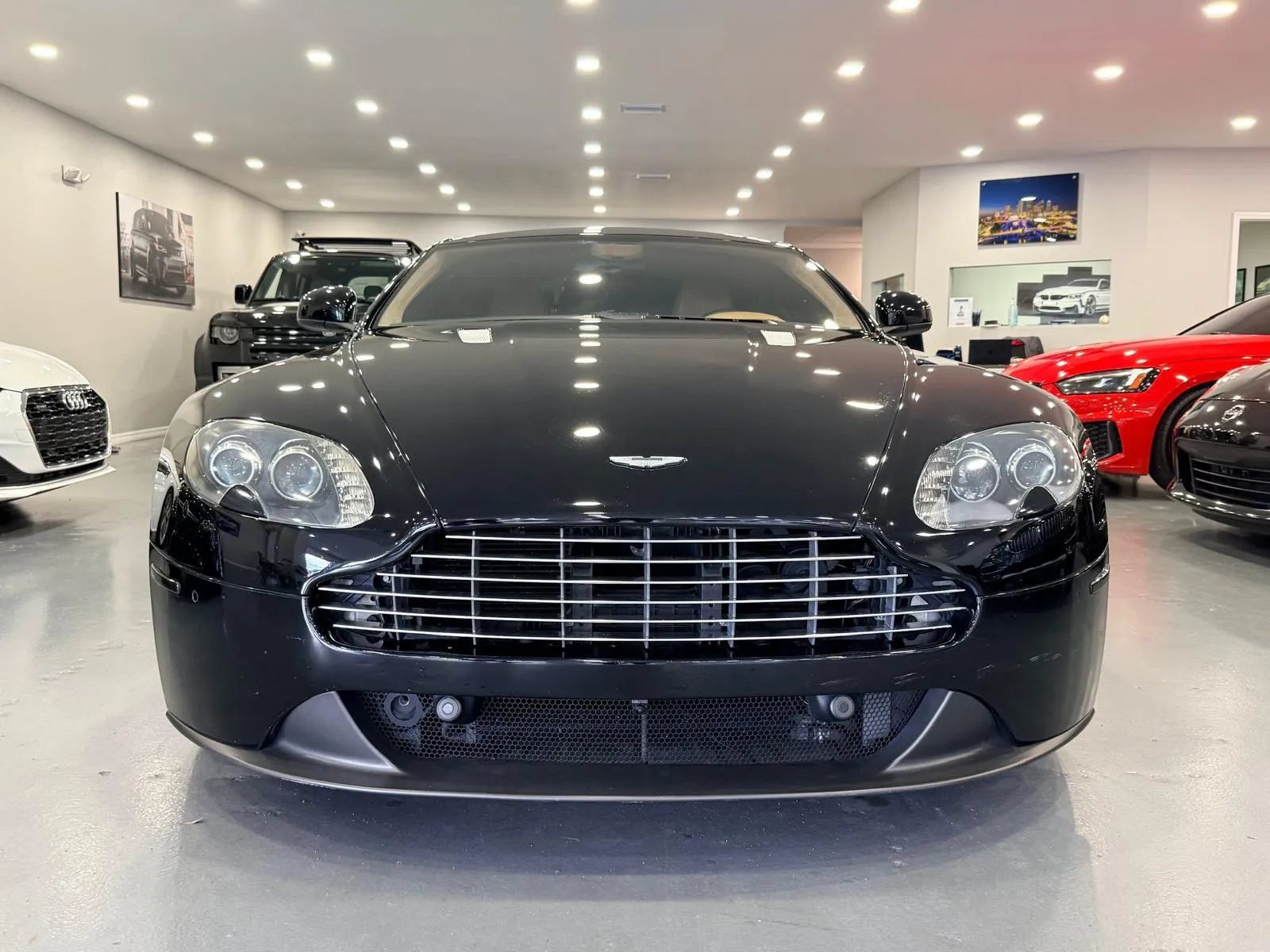 Used 2012 Aston Martin V8 Vantage Coupe RWD image 2