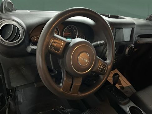 Used 2011 Jeep Wrangler Sport image 18