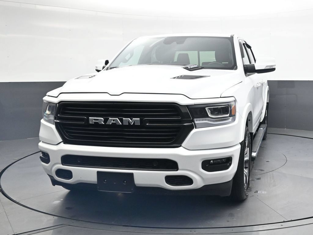 Used 2022 RAM 1500 Laramie w/ Sport Appearance Package AWD/4WD image 10
