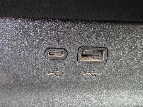 Used 2025 Chevrolet Equinox LT AWD/4WD image 15