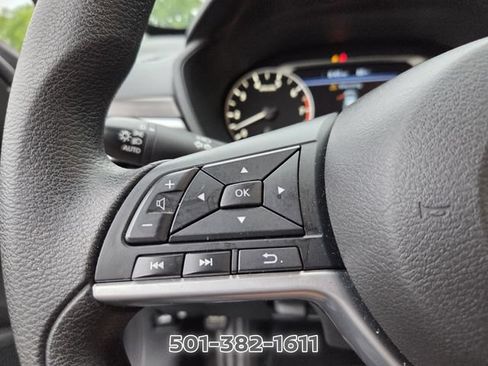Used 2025 Nissan Altima 2.5 SV FWD image 24