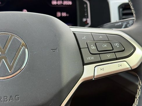 Used 2022 Volkswagen Atlas SE FWD image 17
