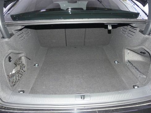 Used 2022 Audi A4 2.0T Premium Plus image 9