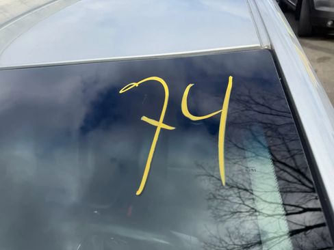 Used 2019 Cadillac XTS Luxury image 30