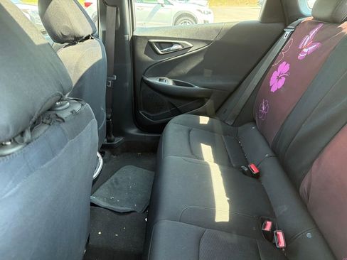 Used 2021 Chevrolet Malibu LT image 13