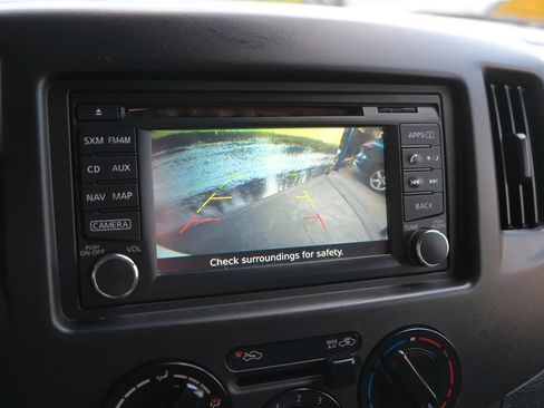 Used 2019 Nissan NV200 SV w/ Navigation Package image 21