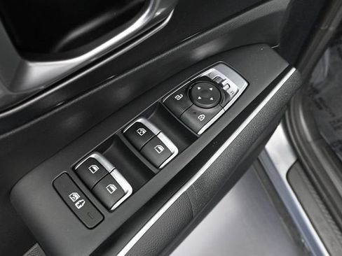 Used 2023 Kia Sorento LX AWD/4WD image 19