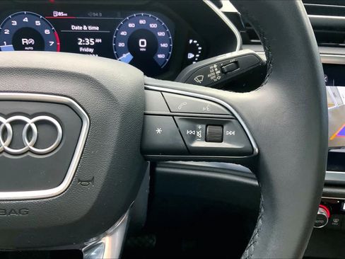 Used 2021 Audi Q3 2.0T Premium w/ Convenience Package image 25