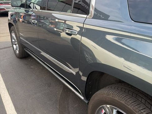 Used 2019 GMC Yukon XL Denali w/ Denali Ultimate Package AWD/4WD image 5