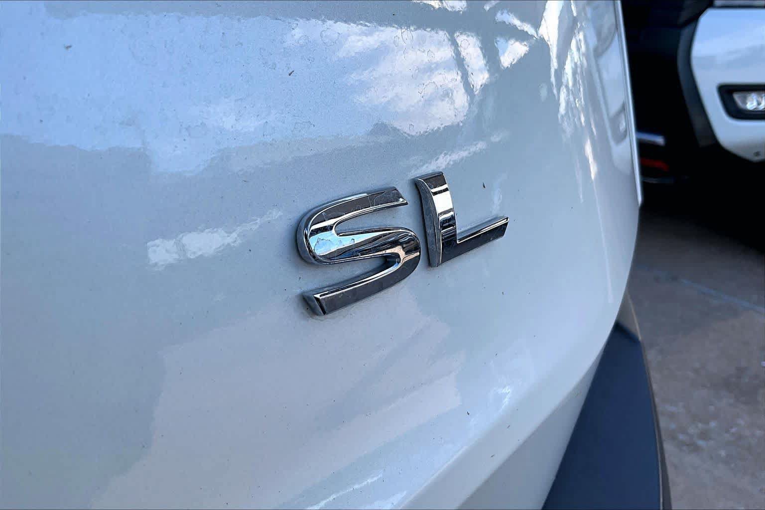 Used 2023 Nissan Rogue SL w/ SL Premium Package FWD image 10