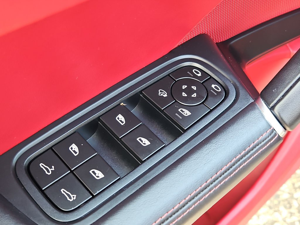 Certified 2023 Porsche Cayenne GTS AWD/4WD image 30